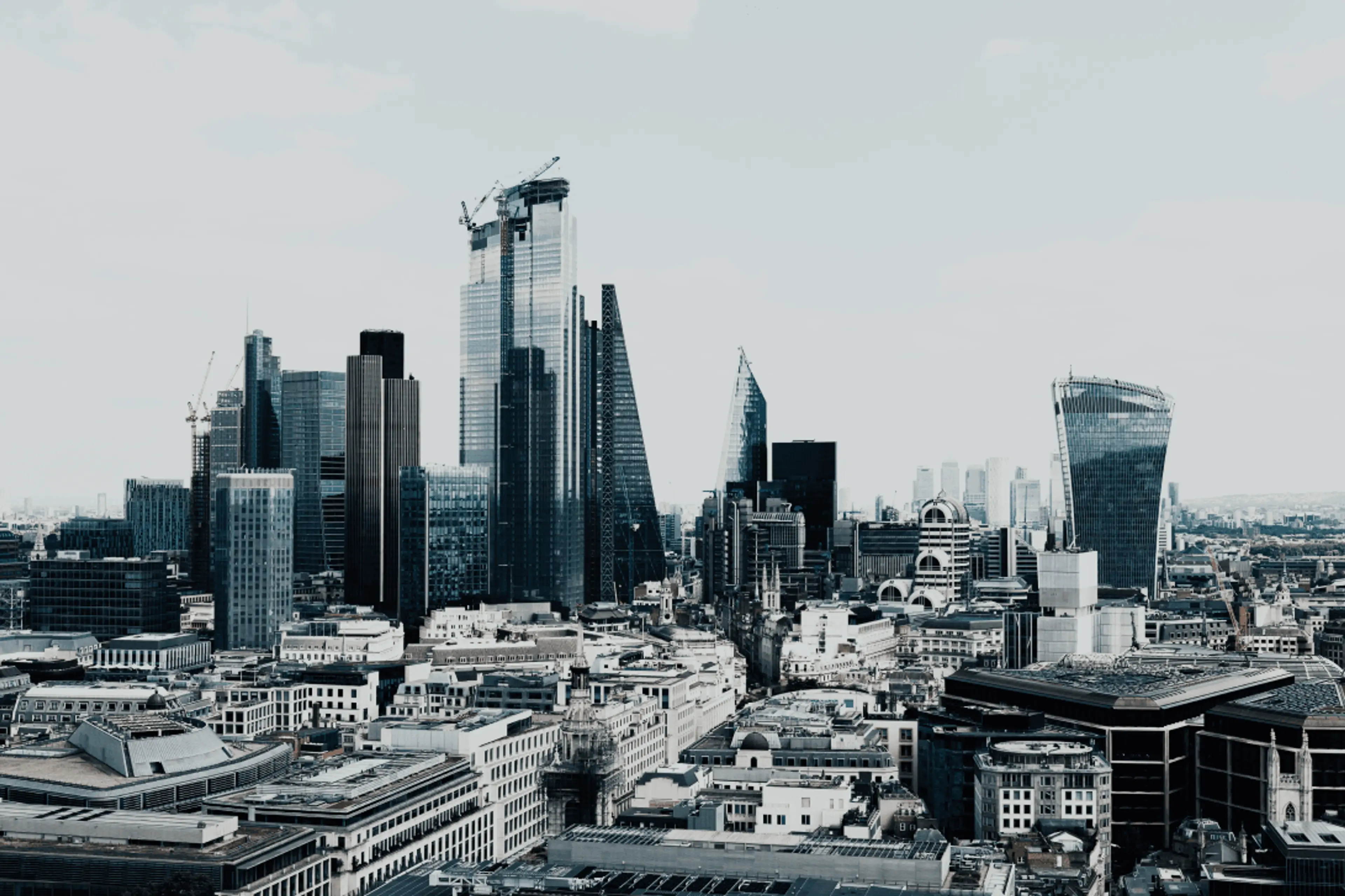 kkcg_web_london 1.png